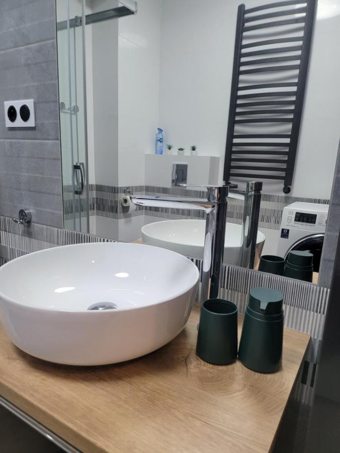 Apartament Diamentowy Gardenia Dziwnow Z Widokiem Na Morze Epapartamenty Esterno foto
